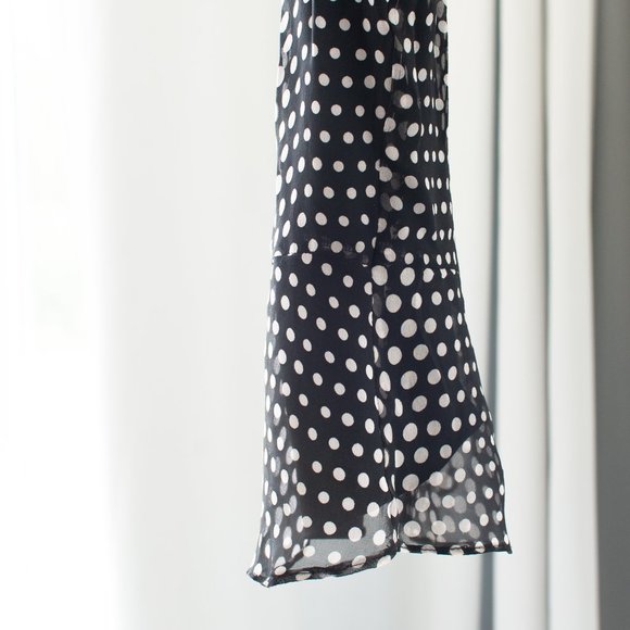 Silk peplum sleeveless black and white polka dot top size medium - Picture 13 of 15